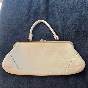 Elegant Vintage White Handbag